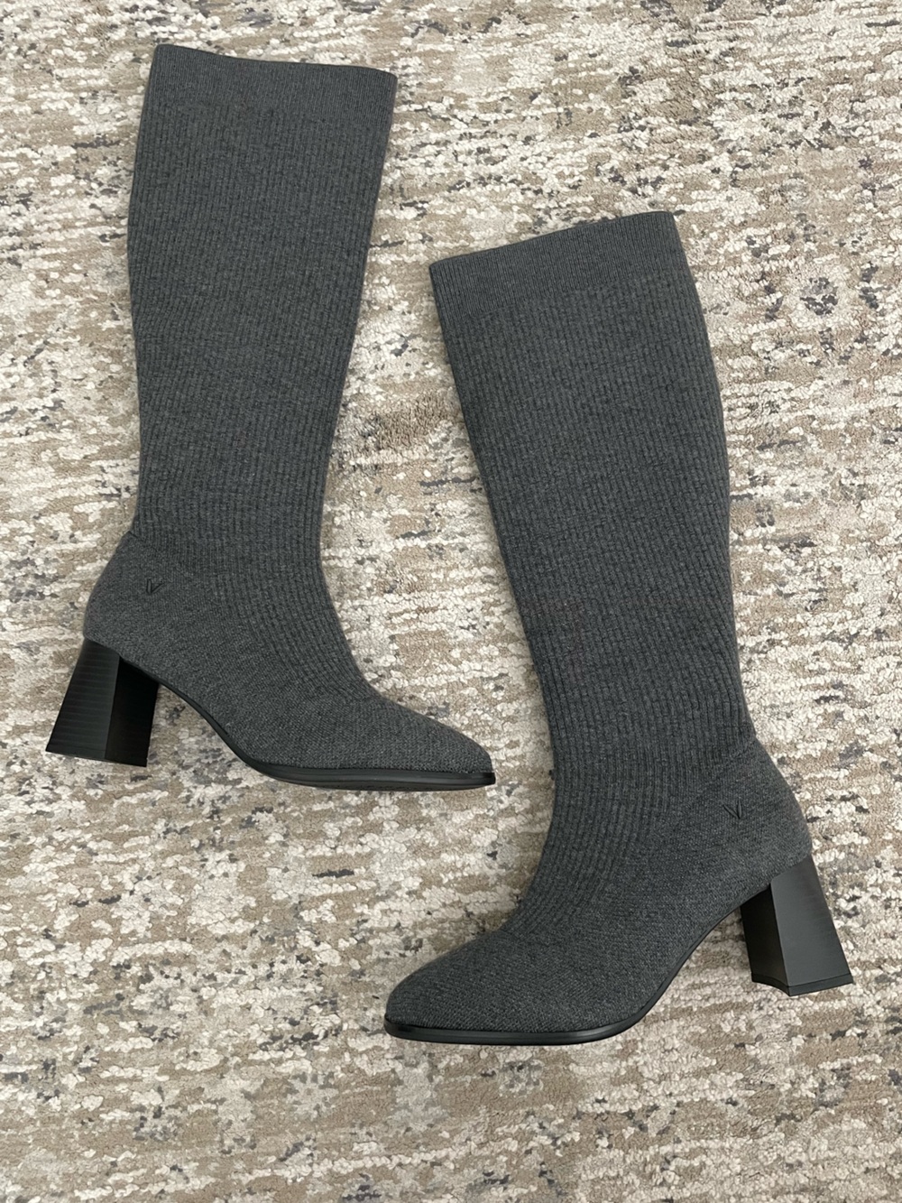 Vivaia Knee High Wool Boots Stretchy Size 9